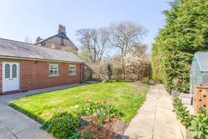 Photo 18- click for photo gallery